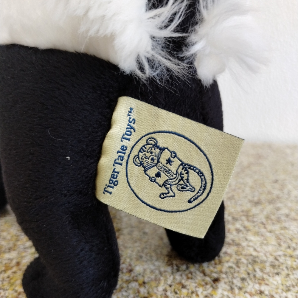 ✓Tiger Tale Toys Skunk skunky black and white Plush standing realistic - Picture 8 of 9
